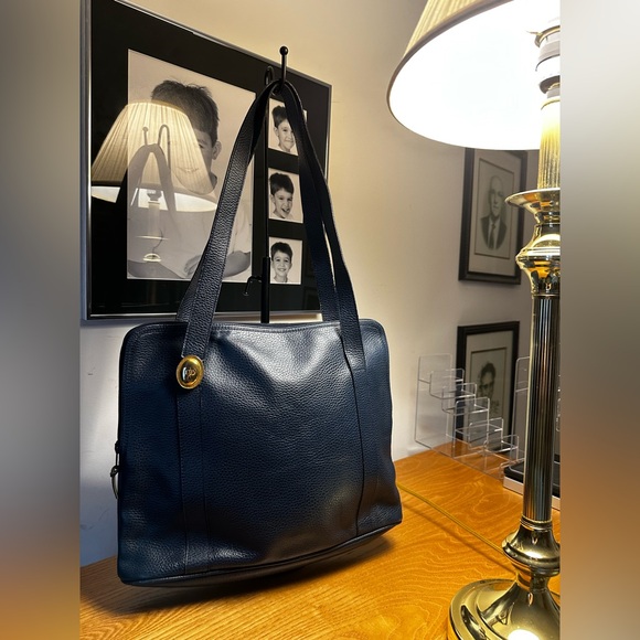 Dior Navy Blue Leather Shoulder Bag - Picture 2 of 11